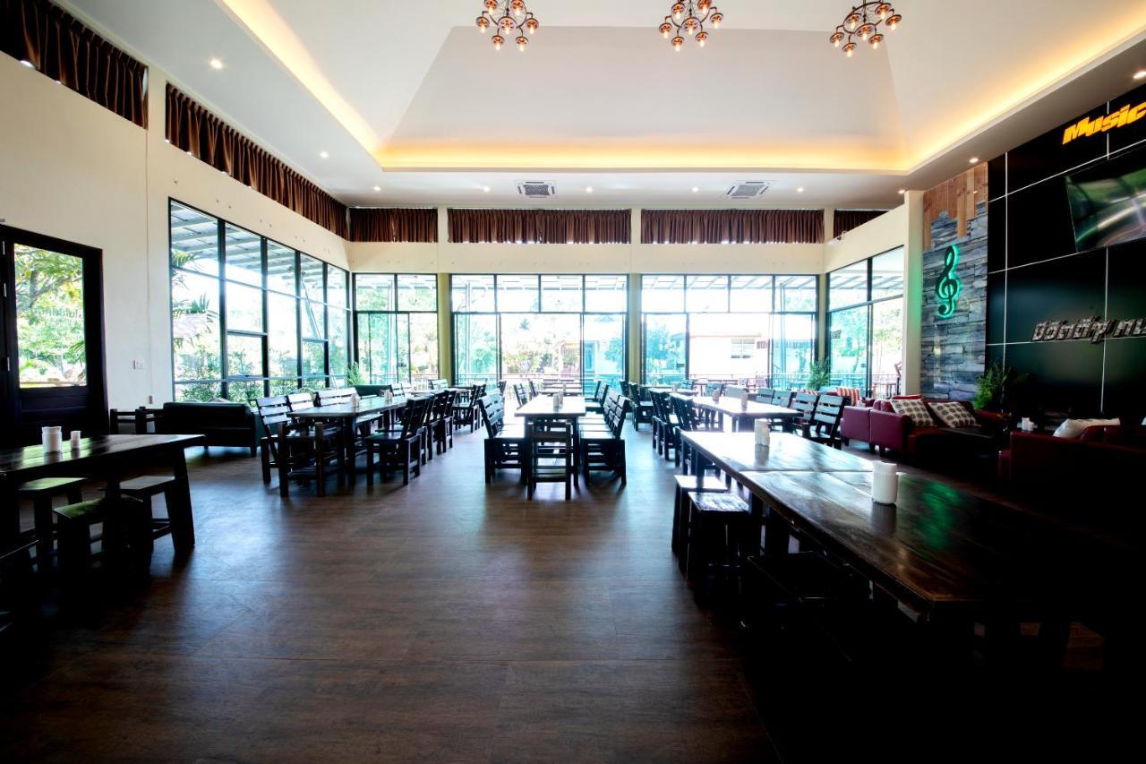 Rnana Grand Hotel Phang Nga Buitenkant foto
