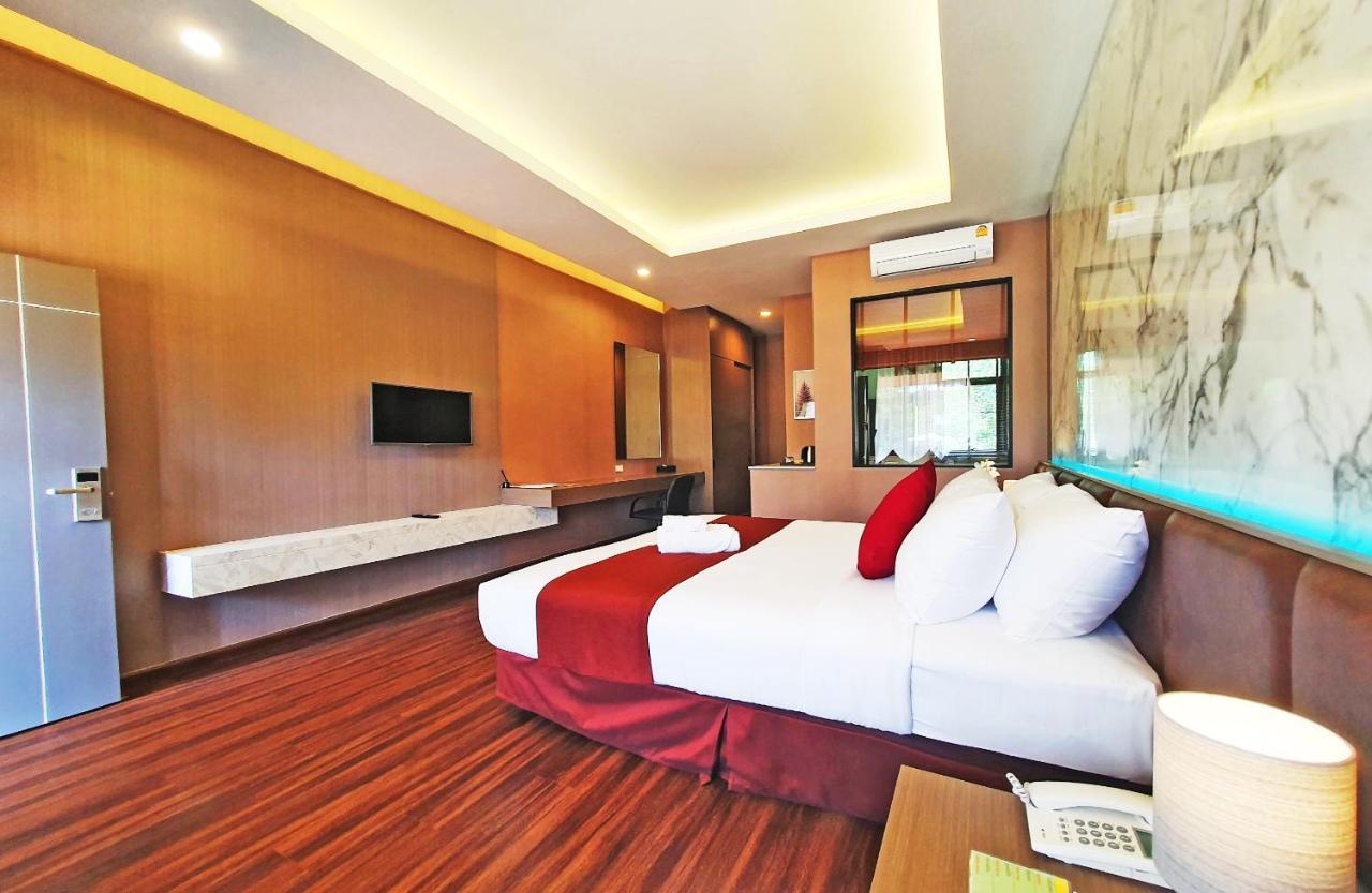 Rnana Grand Hotel Phang Nga Buitenkant foto