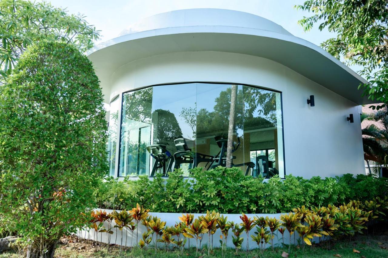 Rnana Grand Hotel Phang Nga Buitenkant foto